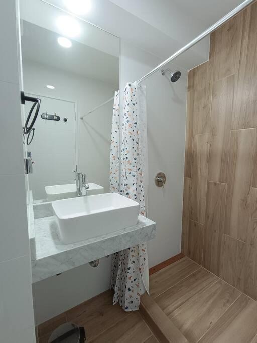 לימה Runawasi Apartments - Killary Miraflores 2Bdr מראה חיצוני תמונה