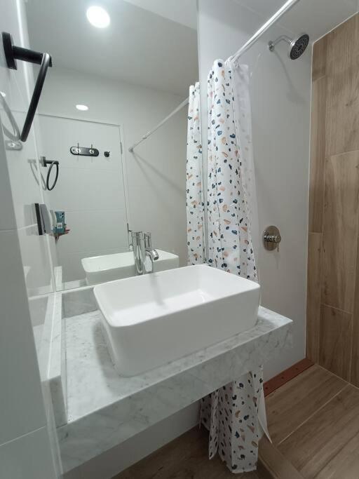 לימה Runawasi Apartments - Killary Miraflores 2Bdr מראה חיצוני תמונה